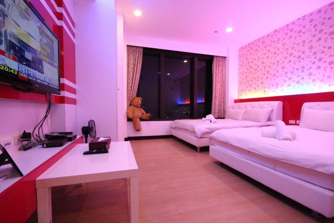 85 Pries Apartment Kaohsiung Exterior photo